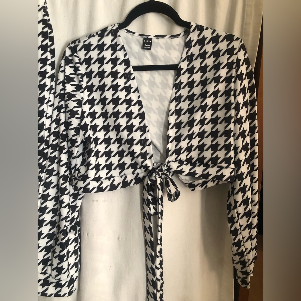 Houndstooth 2 Pc Legging Cropped Top Set - Picture 7 of 10